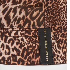 Kiku Reversible Bucket Hat NWT